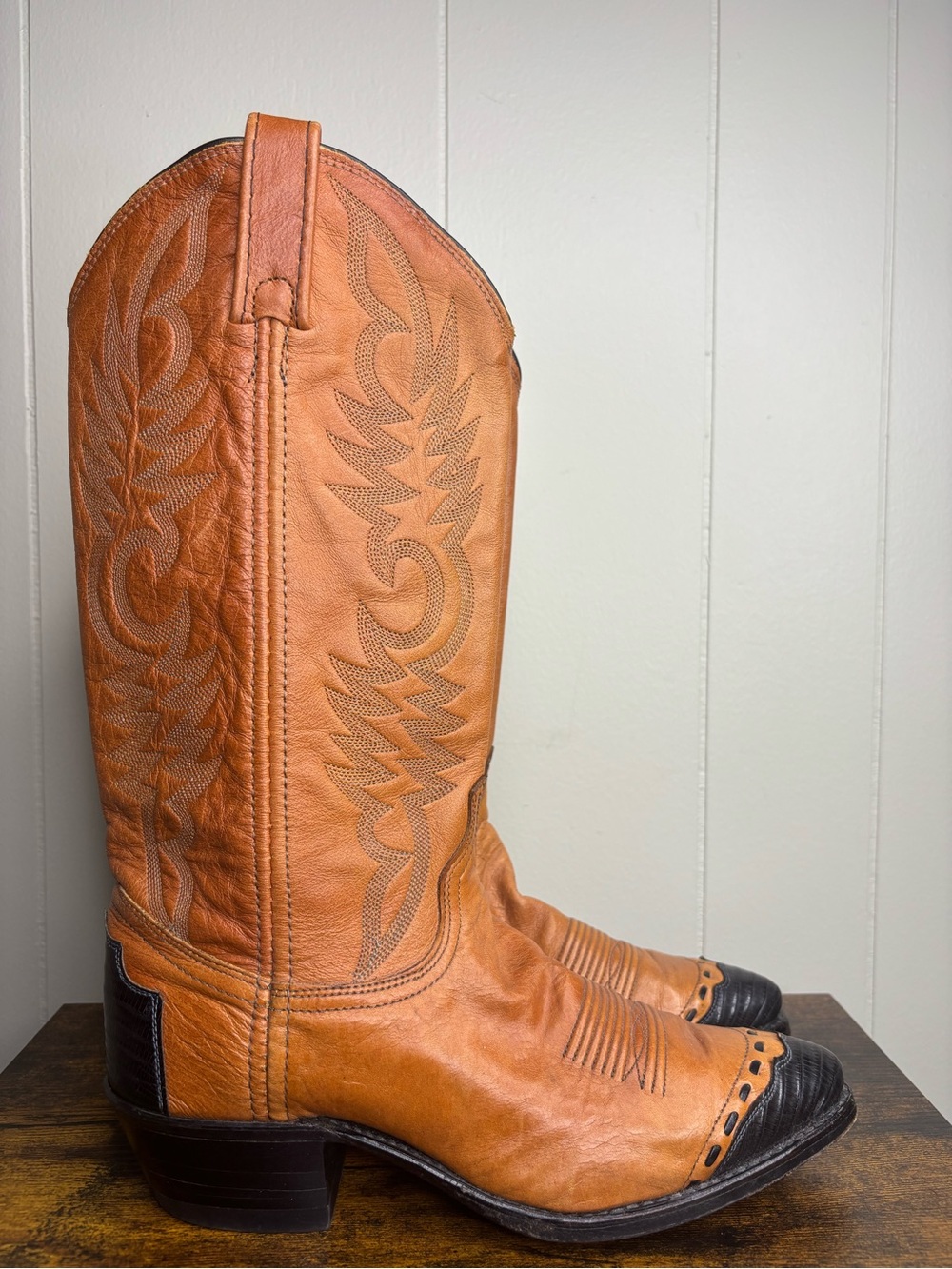 Vintage Dan Post Boots Womens 6.5 Brown Western Cowgirl Stitched Tip Brown